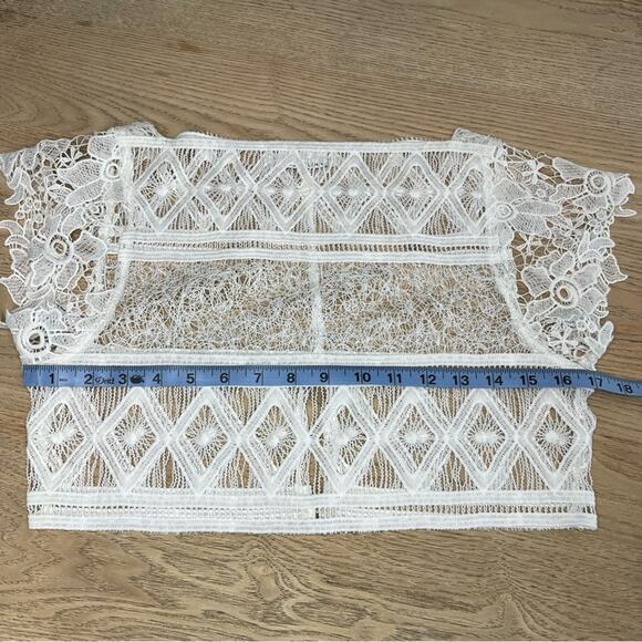 Miguelina Eloise Riviera Mayan Lace Floral Sheer Crop Top Size XS/S - Picture 6 of 9